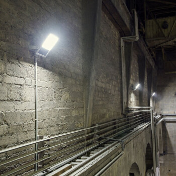 DOTLUX LED-Fluter LENSplus 50W 5000K 120° Abstrahlwinkel