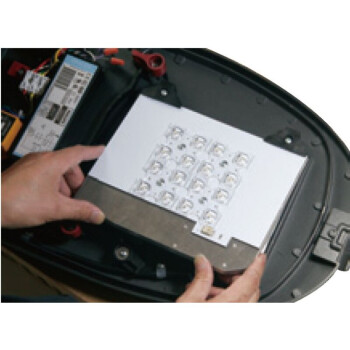 DOTLUX LED-Strassenleuchte BELUGAmini 19-38W 4000K SKII 10m Kabel ohne Mastadapter
